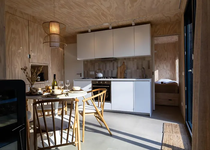 Knus Gezinsverblijf In Cosi Tiny House Op De Veluwe Casa de Férias
